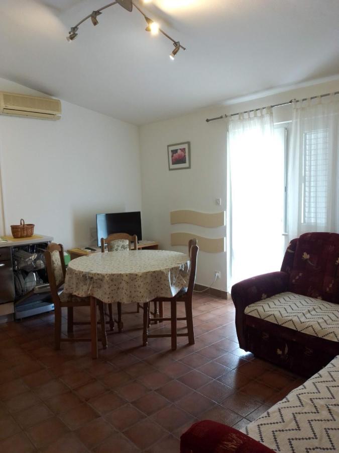Apartmani Gracela 沃迪切 外观 照片