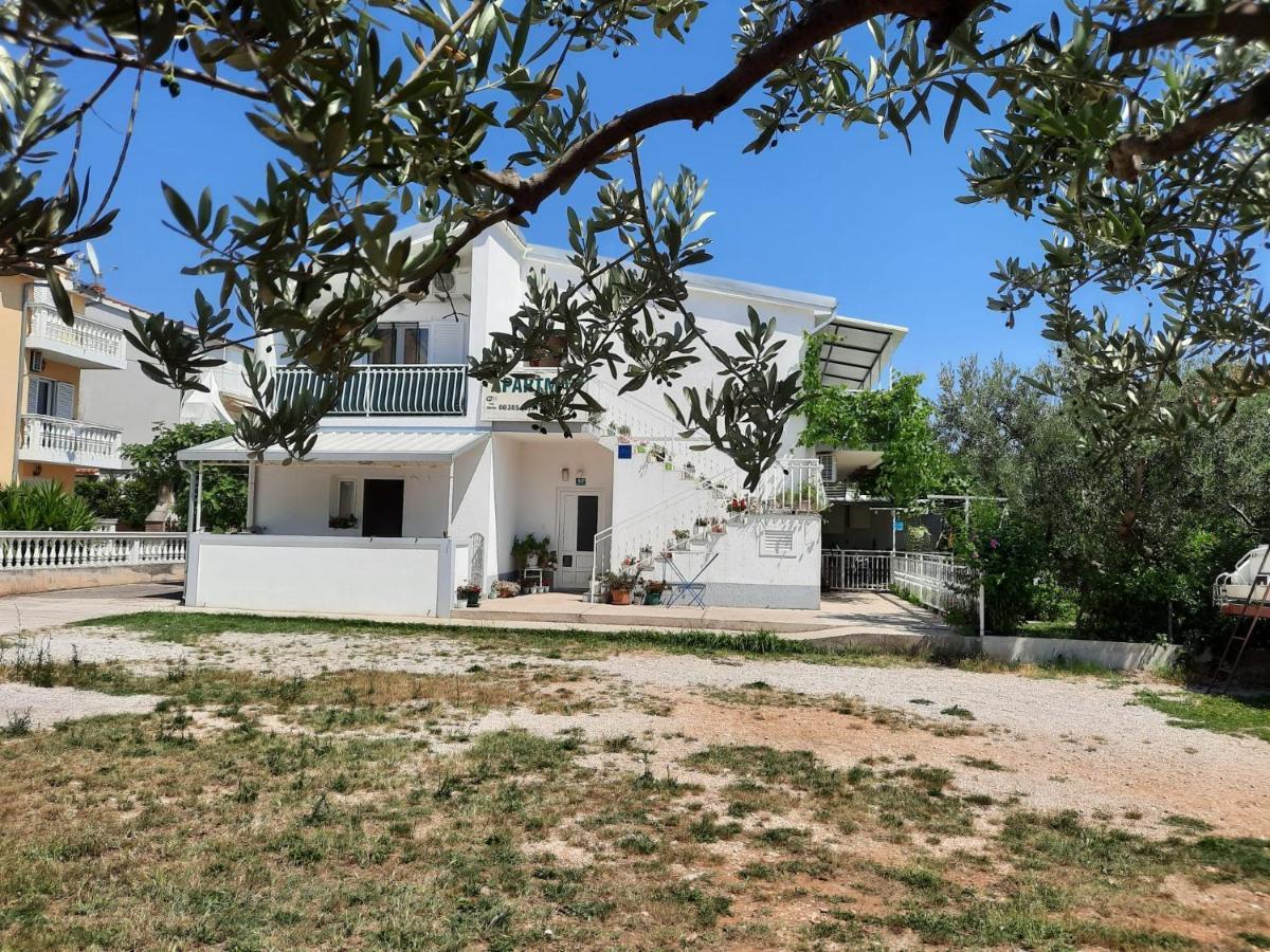 Apartmani Gracela 沃迪切 外观 照片