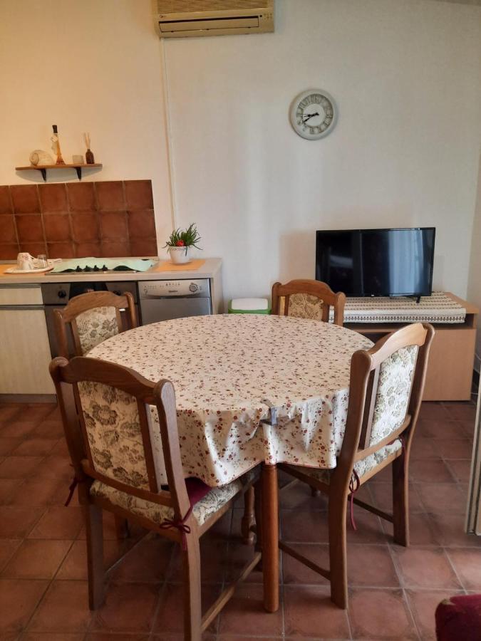 Apartmani Gracela 沃迪切 外观 照片