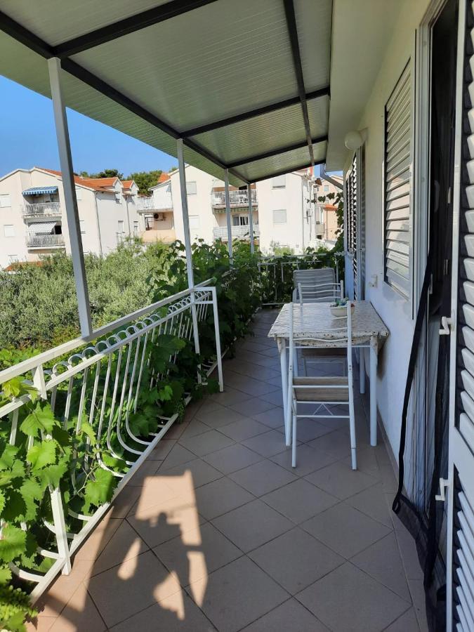 Apartmani Gracela 沃迪切 外观 照片
