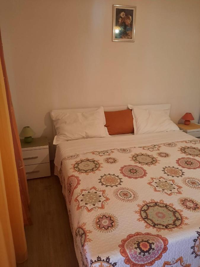 Apartmani Gracela 沃迪切 外观 照片